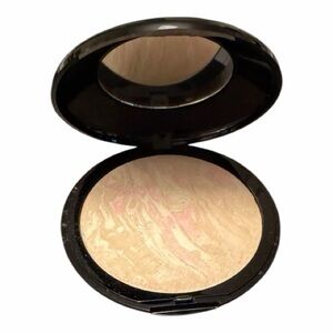 Laura Geller Baked Balance-N-Brighten Color Correcting Foundation Porcelain NWOB